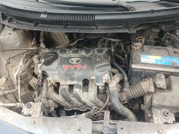Toyota Yaris 2008 Purple