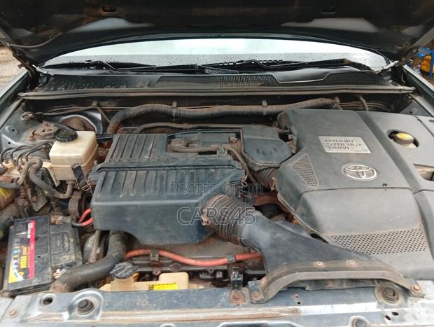 Toyota Highlander Hybrid 4x4 2006 Blue