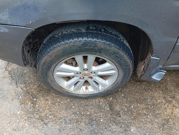 Toyota Highlander Hybrid 4x4 2006 Blue