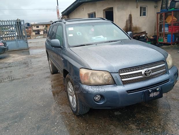 Toyota Highlander Hybrid 4x4 2006 Blue