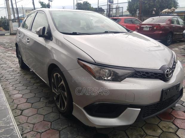 Toyota Corolla 2017 Silver