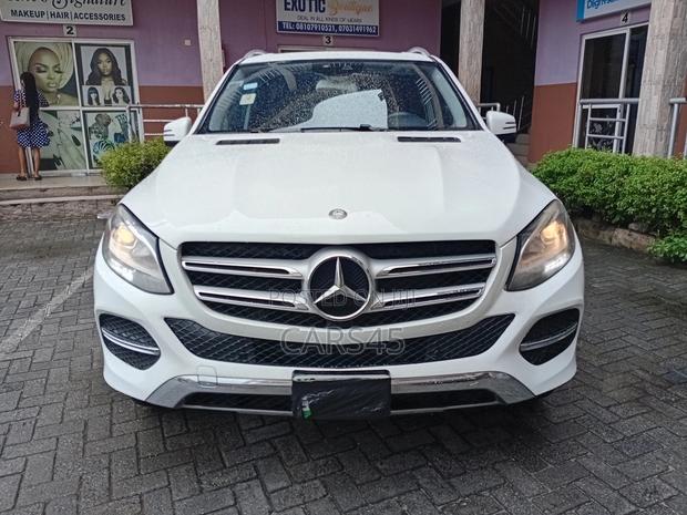 Mercedes-Benz GLE-Class GLE 350d 4MATIC 2016 White