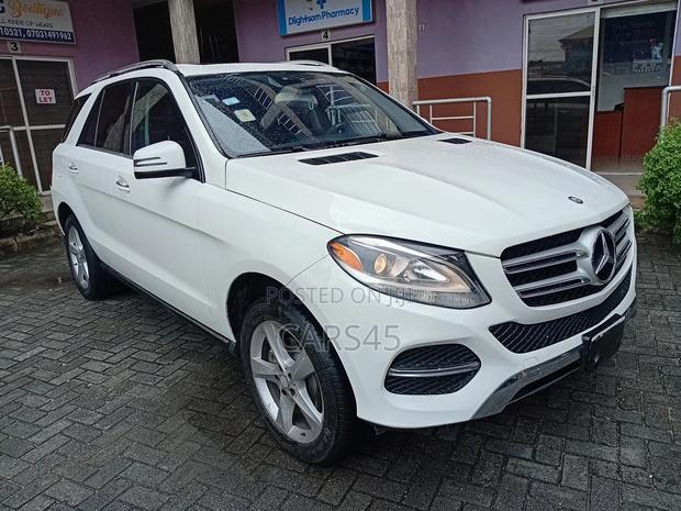 Mercedes-Benz GLE-Class GLE 350d 4MATIC 2016 White