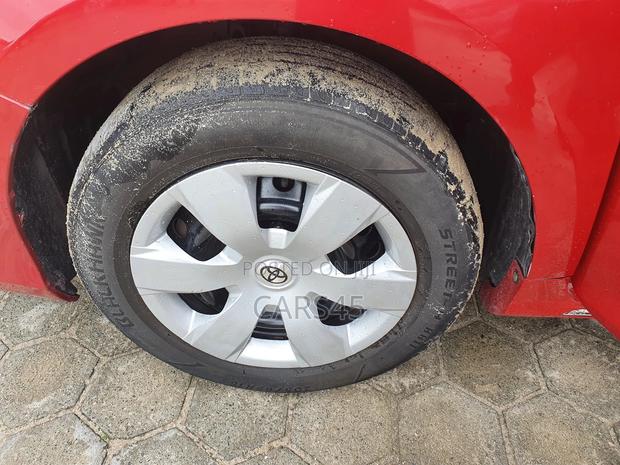 Toyota Camry 2012 Red