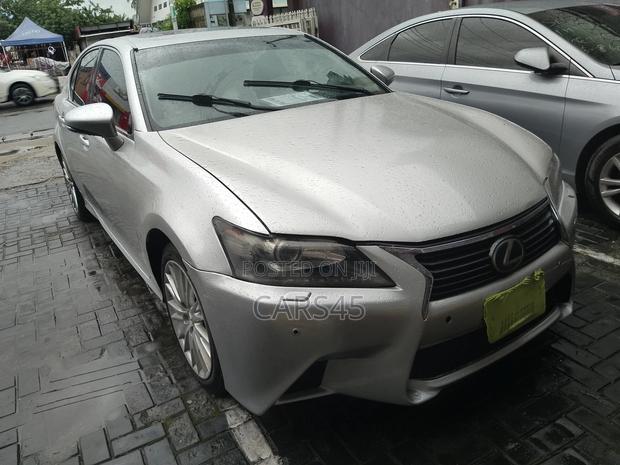 Lexus GX 2012 Silver