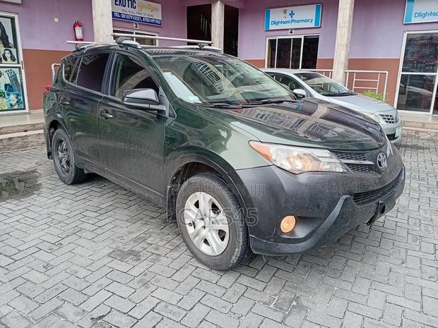 Toyota RAV4 2013 Green