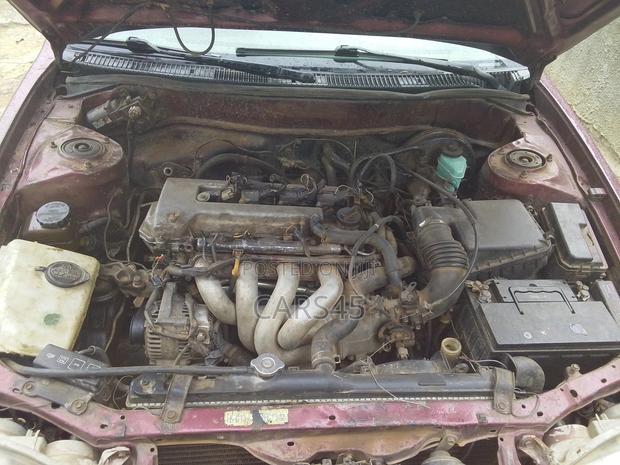 Toyota Corolla 2001 Red
