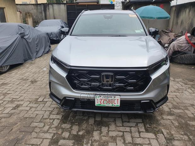 Honda CR-V Hybrid 2025 Gray