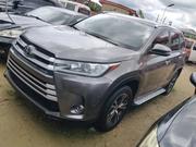 Toyota Highlander SE 4x4 V6 (3.5L 6cyl 8A) 2017 Gray for sale