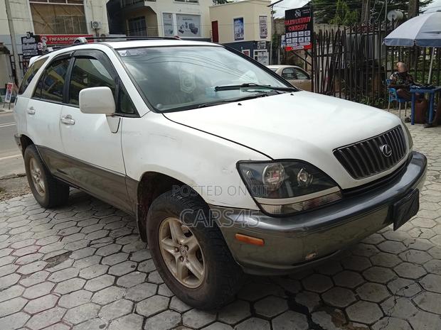 Lexus RX 300 2WD 2000 White