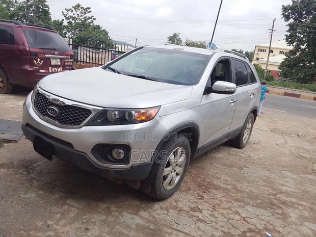 Kia Sorento 2012 Silver