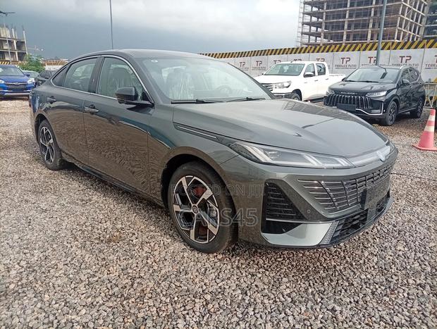 New Changan Eado 2025 Gray