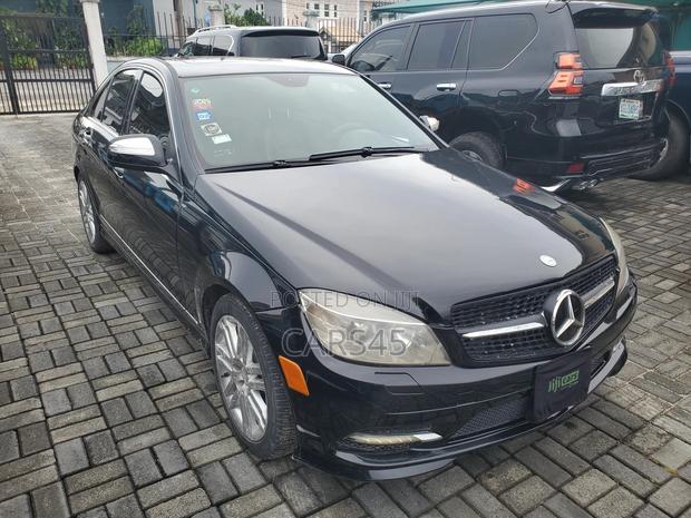 Mercedes-Benz C300 2009 Black