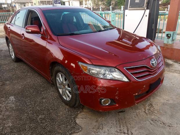 Toyota Camry 2010 Red