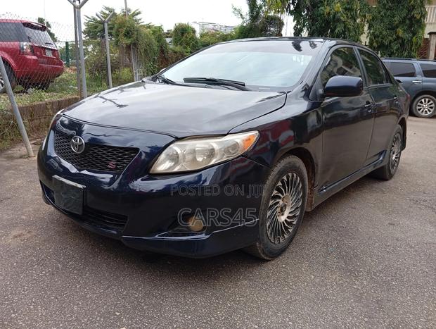 Toyota Corolla 2010 Blue