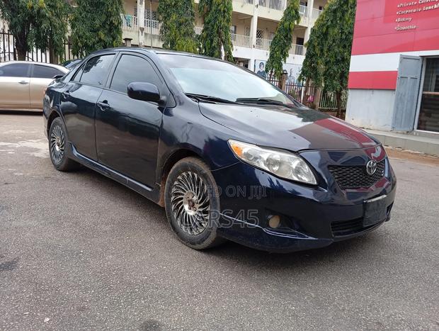 Toyota Corolla 2010 Blue