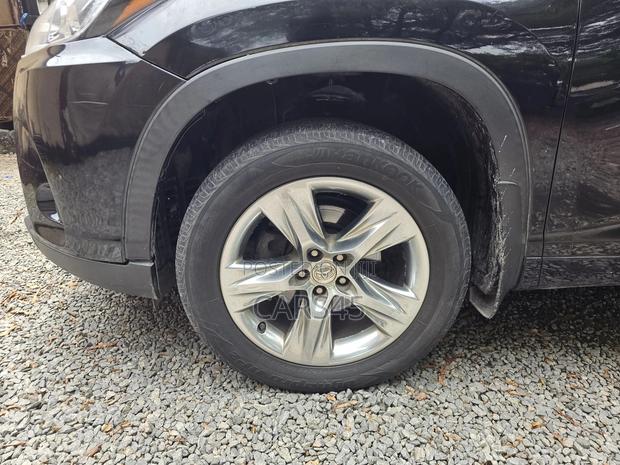 Toyota Highlander 2015 Black