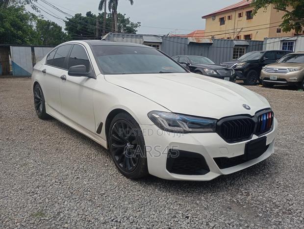 BMW 528i 2011 White