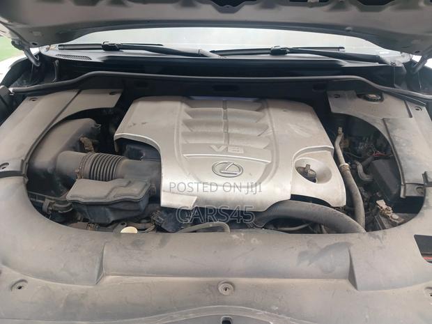 Lexus LX 2008 Silver
