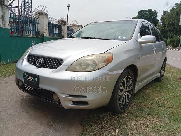 Toyota Matrix 2004 Silver