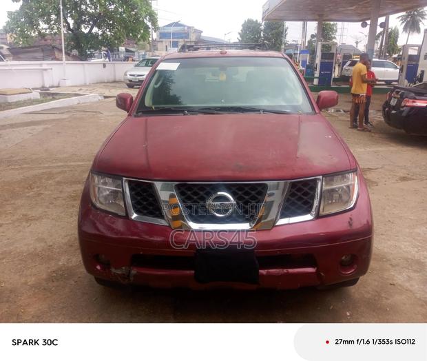 Nissan Pathfinder 2006 Burgandy