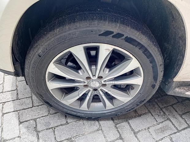 Mercedes-Benz GL-Class GL450 4MATIC 4dr SUV AWD (4.7L 8cyl Turbo 7A)