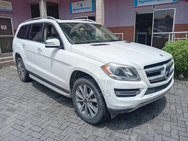 Mercedes-Benz GL-Class GL450 4MATIC 4dr SUV AWD (4.7L 8cyl Turbo 7A)