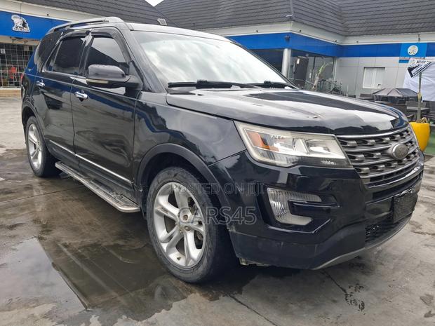 Ford Explorer 2013 Black