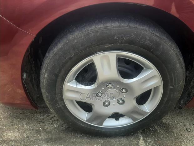 Toyota Camry 2016 Red