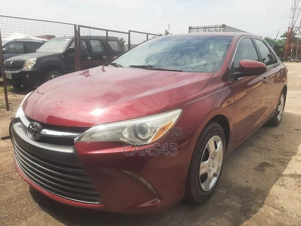 Toyota Camry 2016 Red
