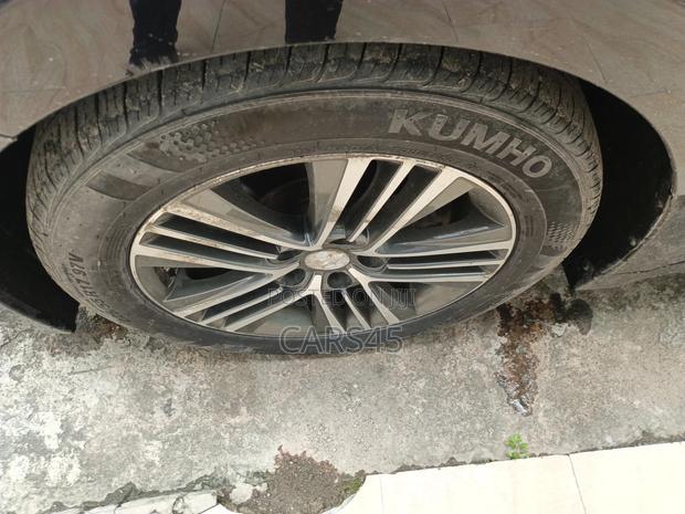 Hyundai Grandeur 2013 Black