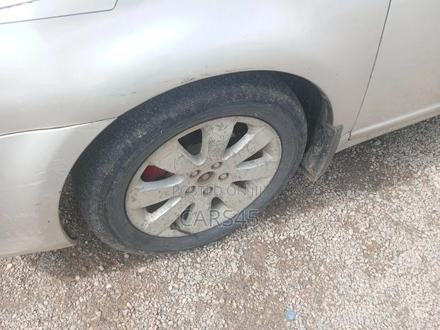 Toyota Avalon 2006 Gray