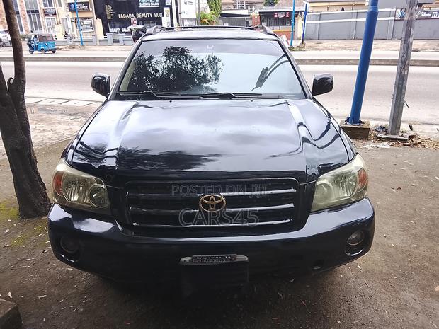 Toyota Highlander 2000 Black