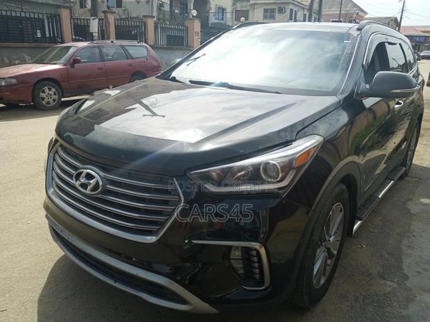 Hyundai Santa Fe 2017 Black