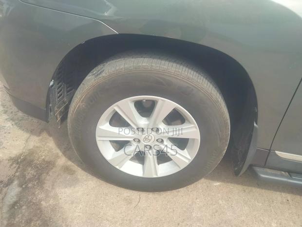 Toyota Highlander 2012 Green
