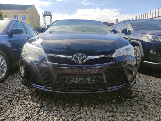 Toyota Camry 2016 Black
