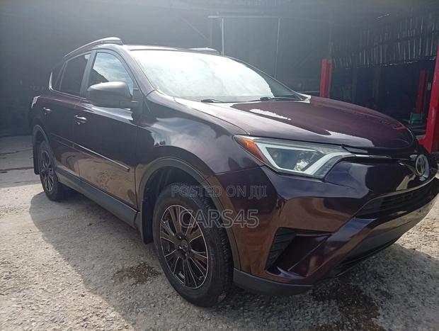 Toyota RAV4 2017 Burgandy