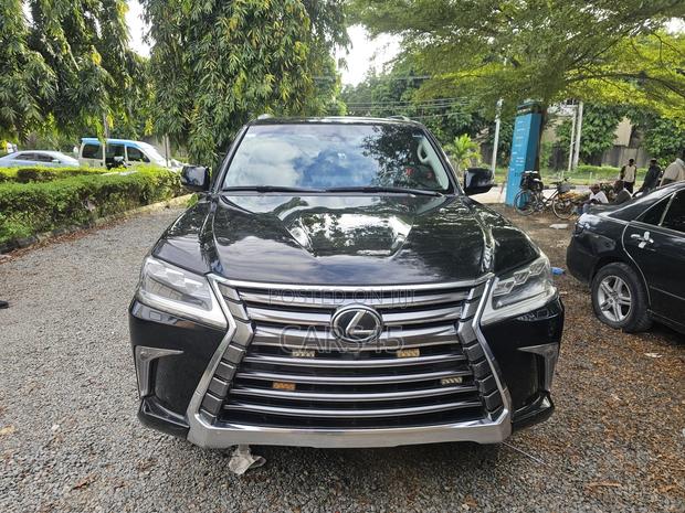 Lexus LX 570 (5 seats) AWD 2016 Black