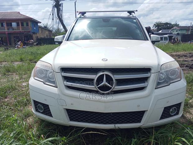 Mercedes-Benz GLK-Class 350 4MATIC 2011 White