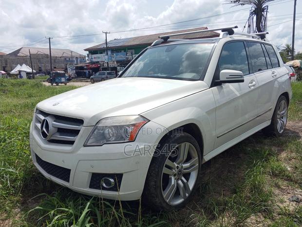 Mercedes-Benz GLK-Class 350 4MATIC 2011 White