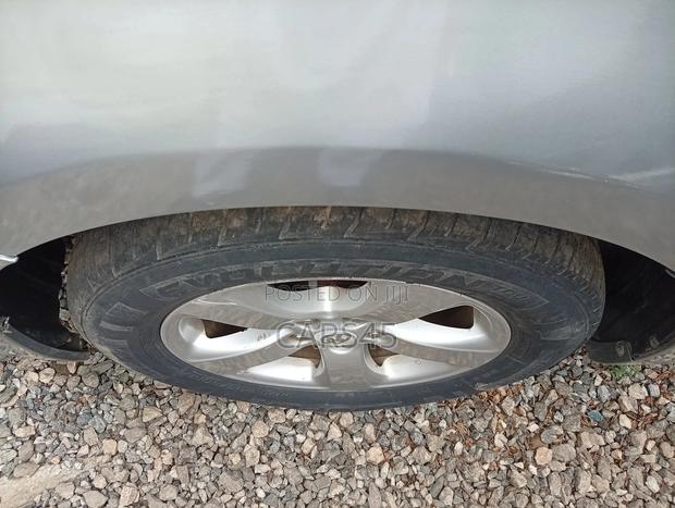 Toyota Sienna 2012 Silver