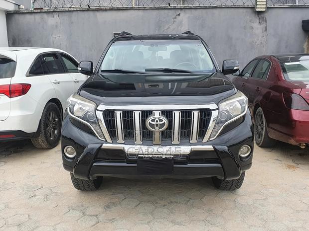 Toyota Land Cruiser 2012 Black
