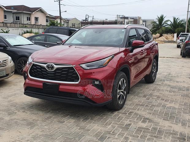 Toyota Highlander 2023 Red