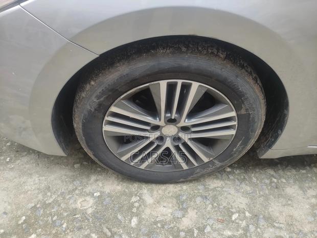 Hyundai Grandeur 2015 Silver