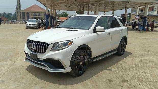 Mercedes-Benz GLE-Class 2016 White