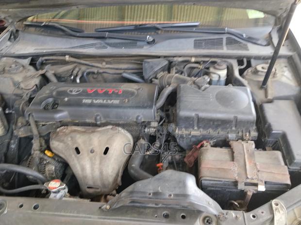 Toyota Camry LE 4dr Sedan (2.4L 4cyl 5M) 2003 Gray