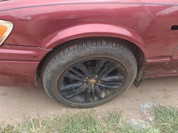 Toyota Camry 2000 Brown