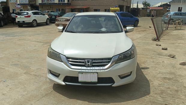Honda Accord 2013 White