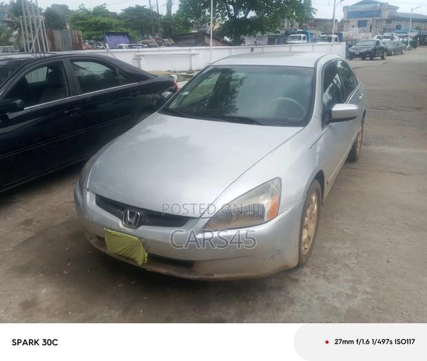 Honda Accord 2005 Silver