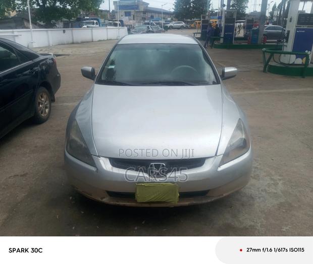 Honda Accord 2005 Silver